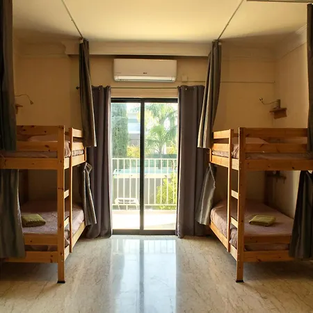 House Of Nissus Hostel Ayía Nápa Extérieur photo